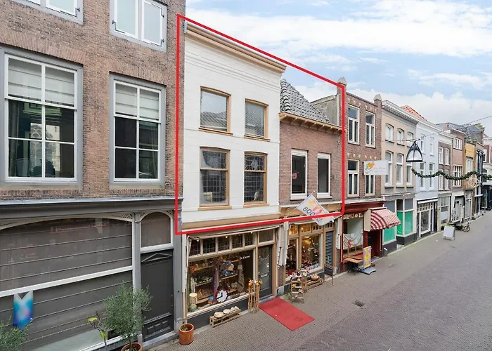 Alojamento de Acomodação e Pequeno-almoço Voorstraat-straatzicht Boven