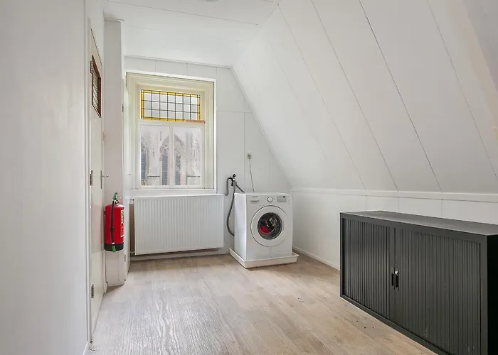 Voorstraat-straatzicht Boven